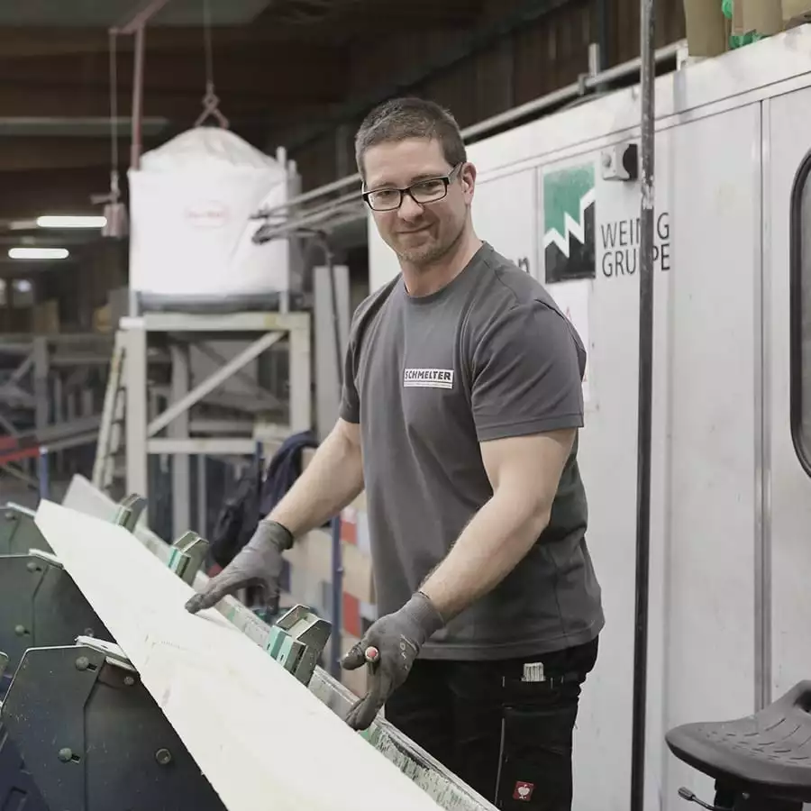 Mitarbeiter Holzproduktion